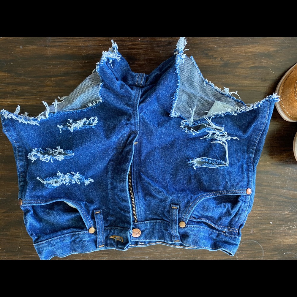 Distressed wrangler shorts